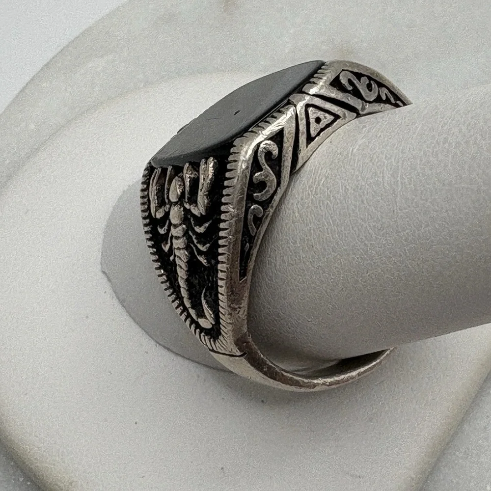 Vintage Estate Sterling Silver Onyx Mens Ring Size 11.5 Scorpion Biker Band READ